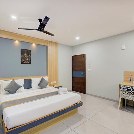 Hotel Park Lane Yelahanka Bangalore Eksteriør bilde