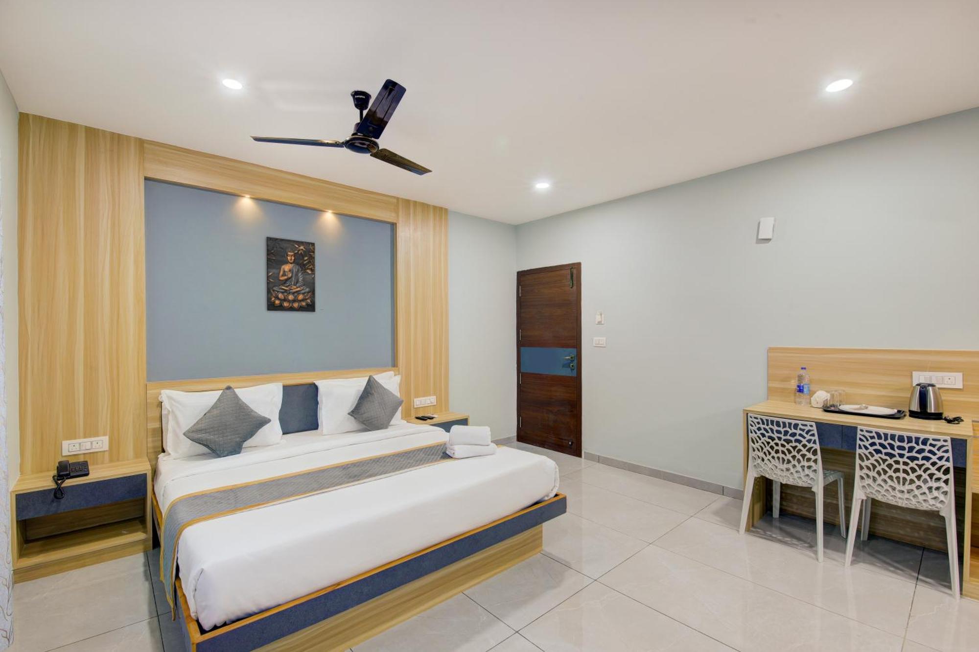 Hotel Park Lane Yelahanka Bangalore Eksteriør bilde